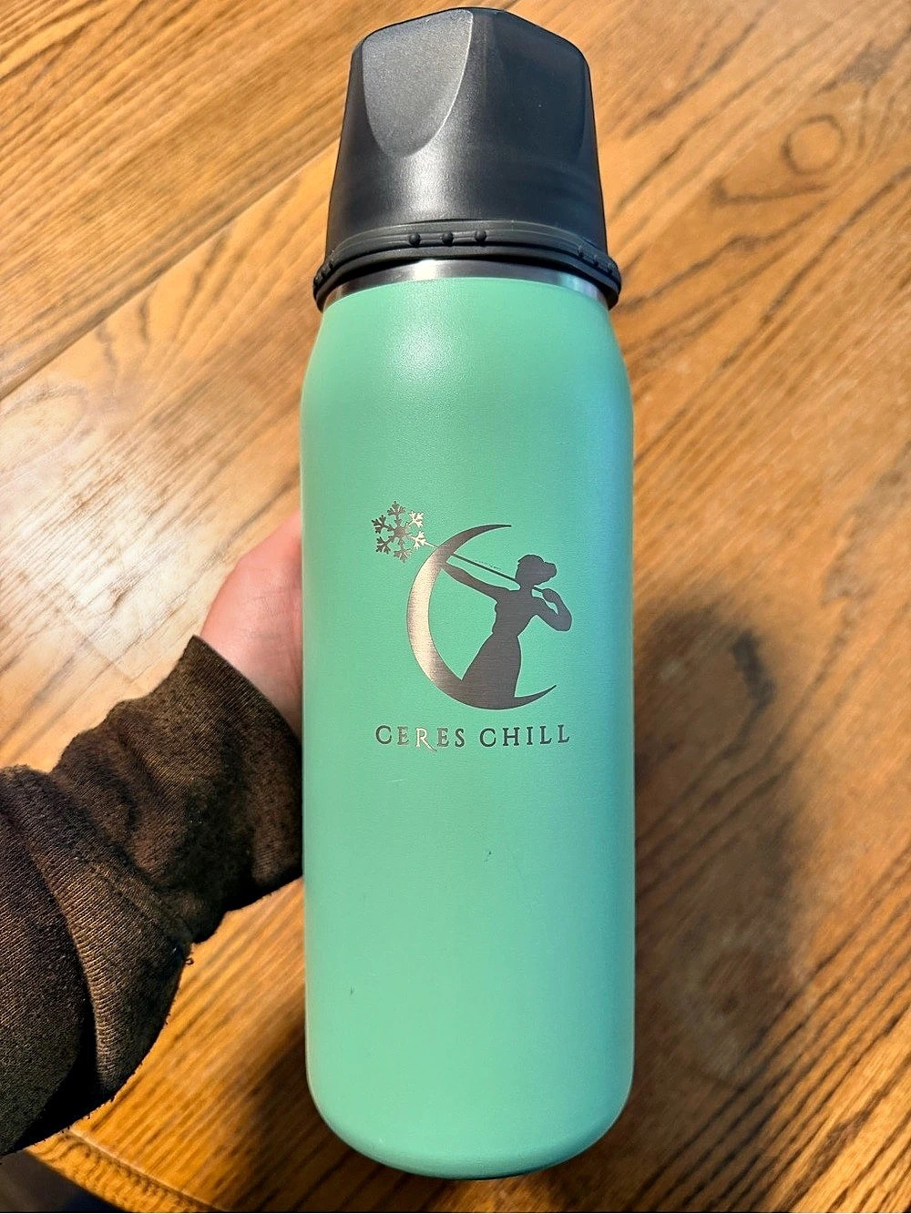 Ceres Chill Breastmilk Chiller 32 oz Green Water Bottle Set